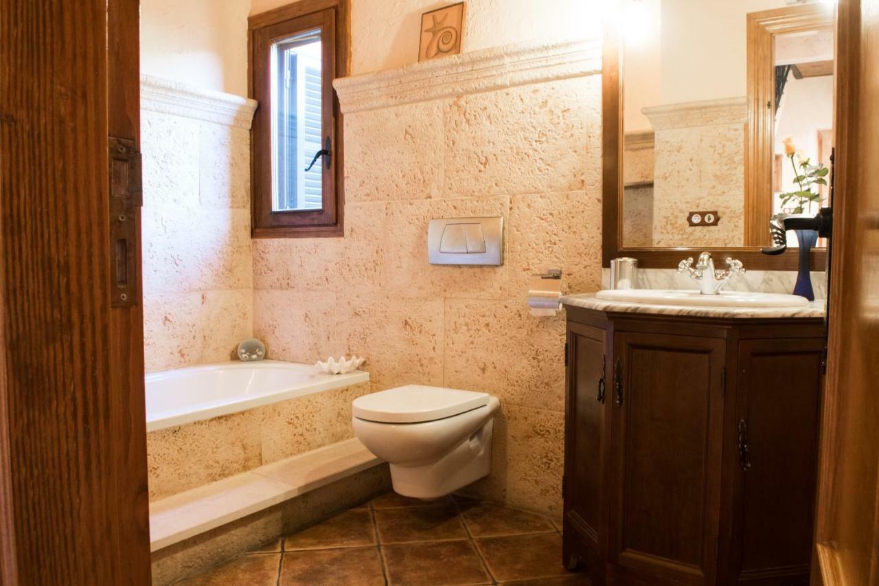 Alzina Villa: Tranquil Bunyola Retreat with Pool near Palma Exterior photo