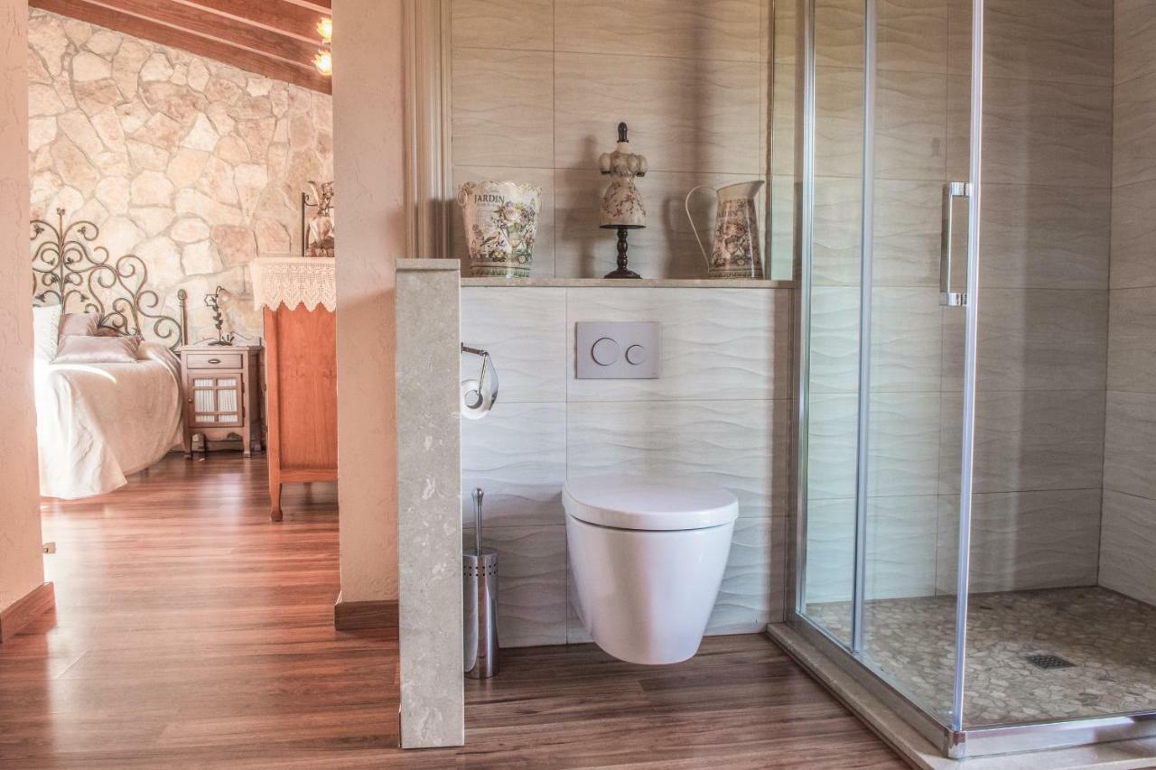 Alzina Villa: Tranquil Bunyola Retreat with Pool near Palma Exterior photo
