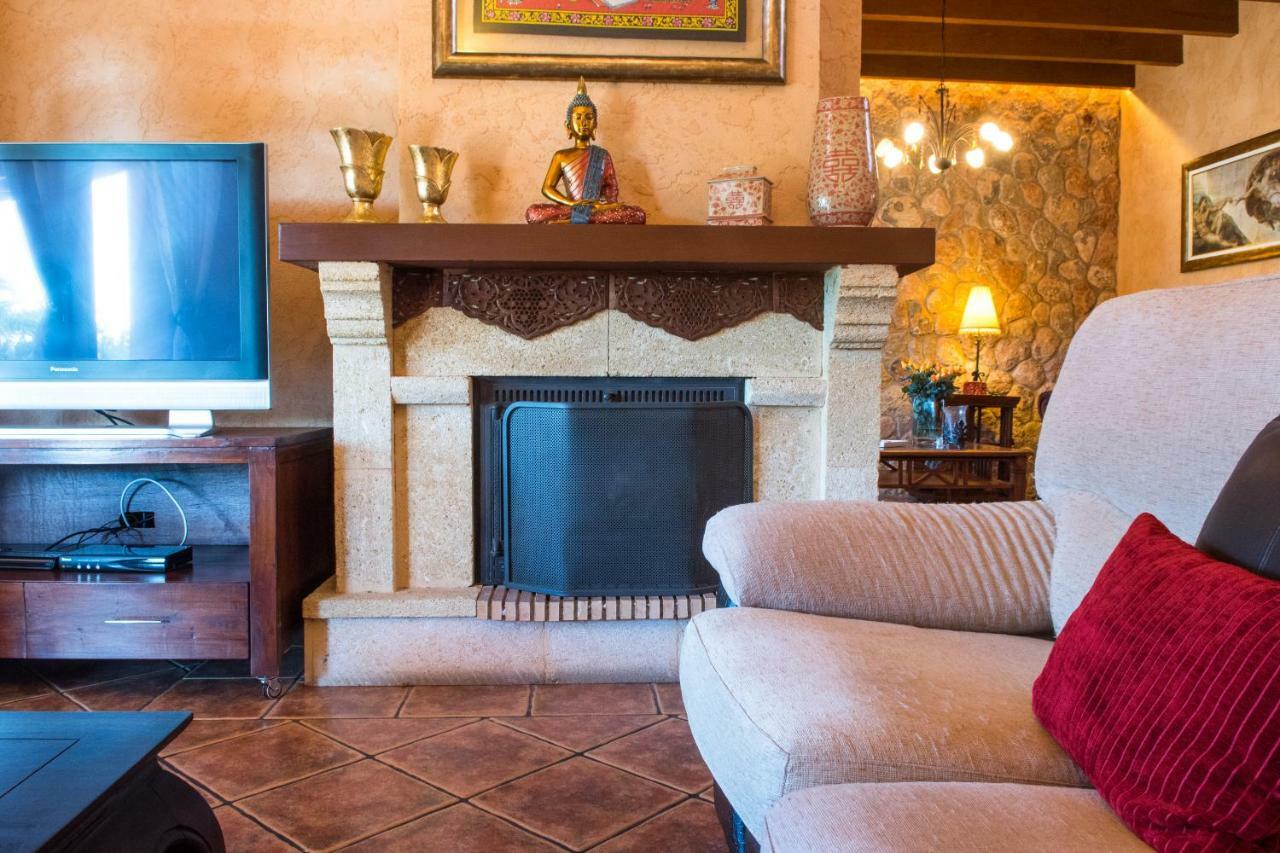 Alzina Villa: Tranquil Bunyola Retreat with Pool near Palma Exterior photo