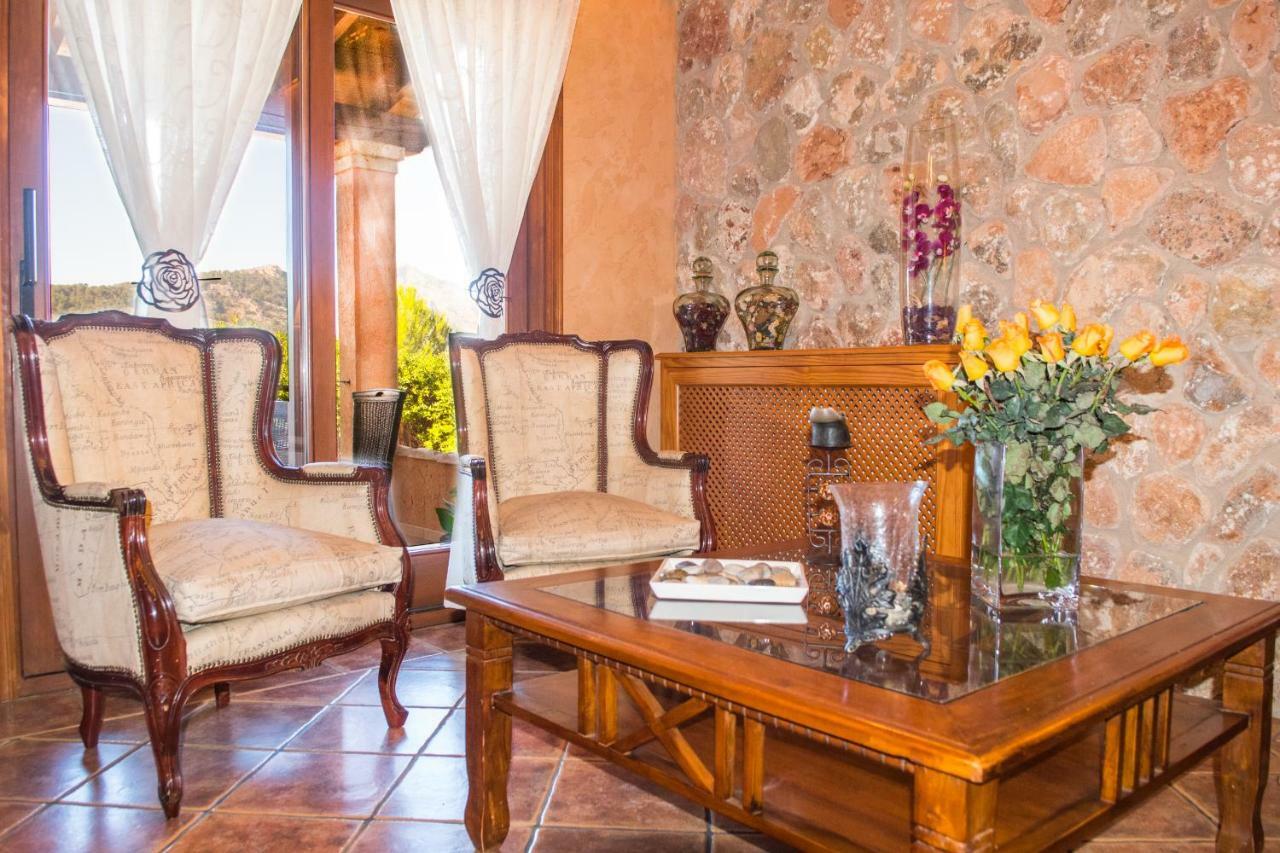 Alzina Villa: Tranquil Bunyola Retreat with Pool near Palma Exterior photo